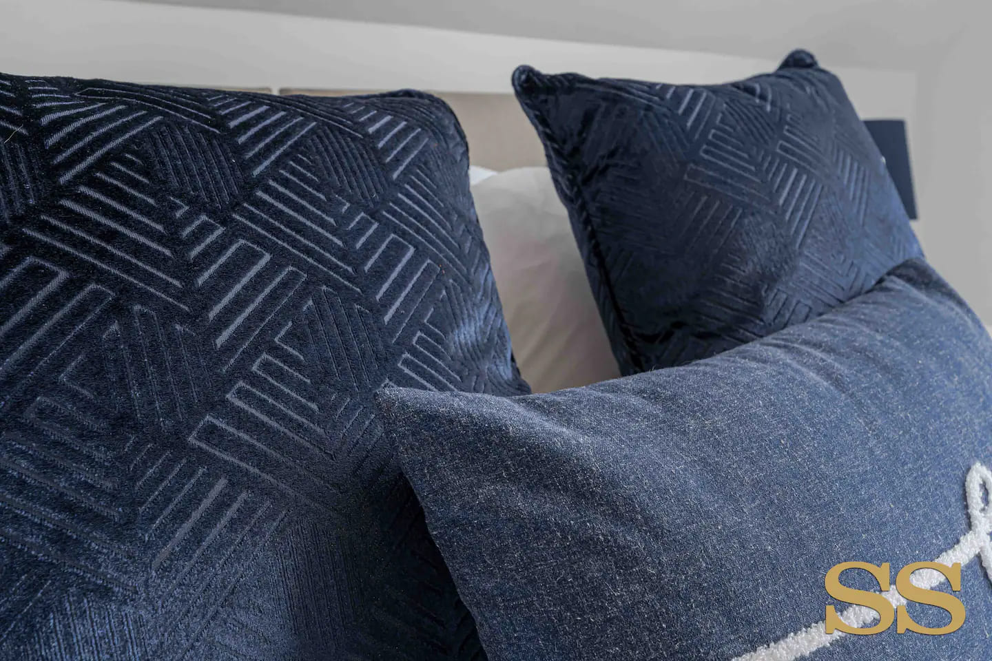 luxurious-one-bedroom-flat-boscombe-11