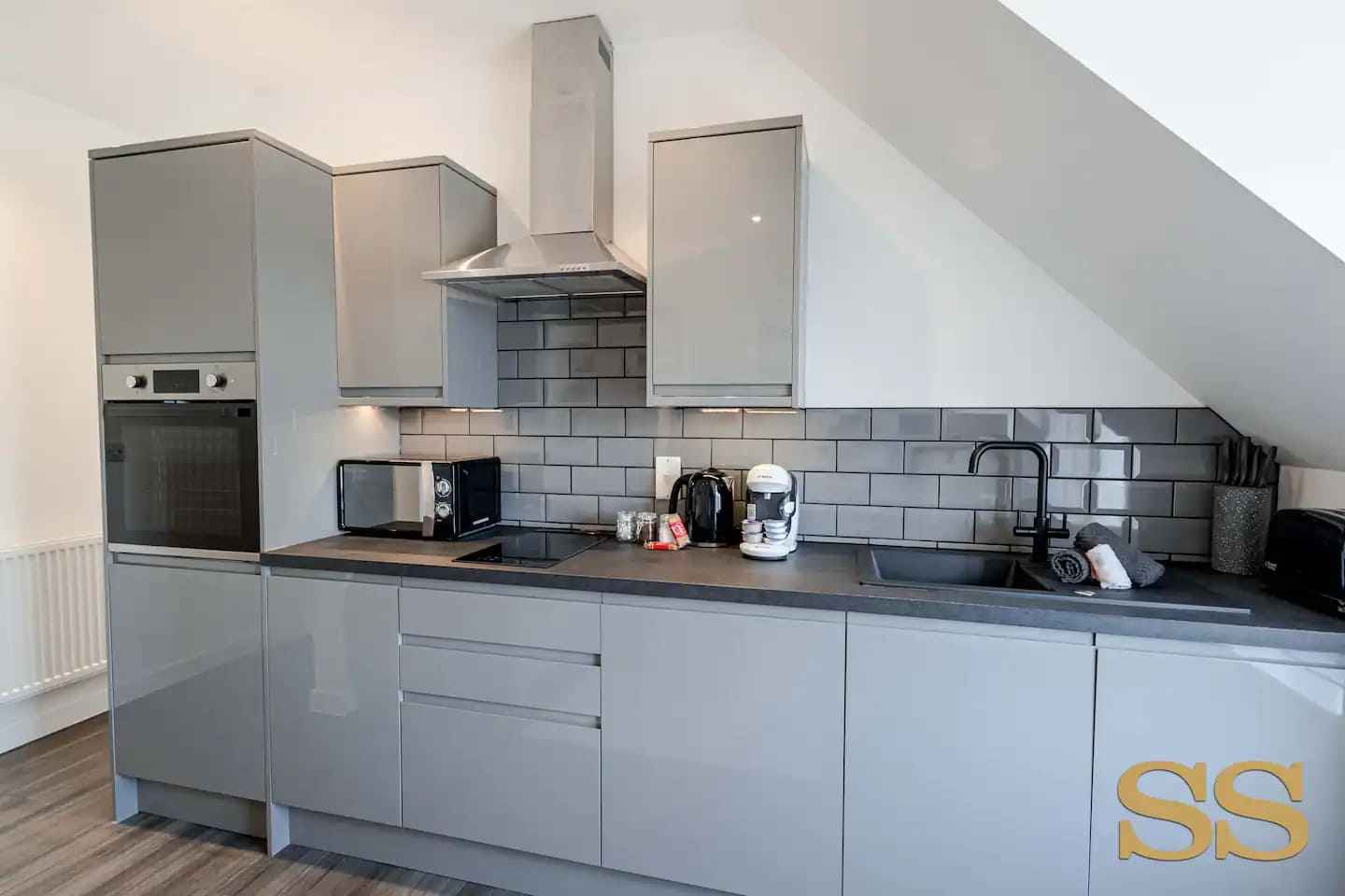 luxurious-one-bedroom-flat-boscombe-19