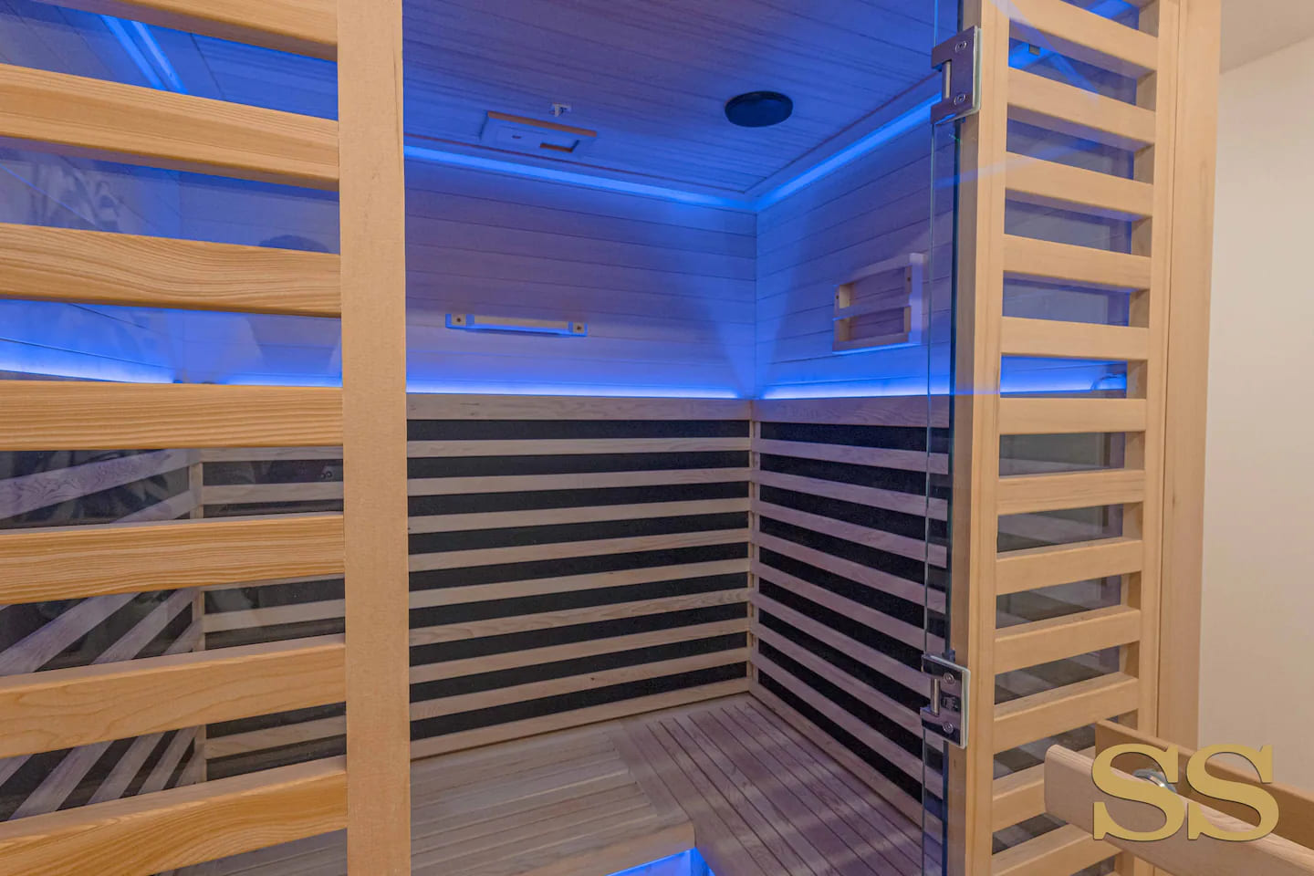 luxurious-one-bedroom-flat-boscombe-20