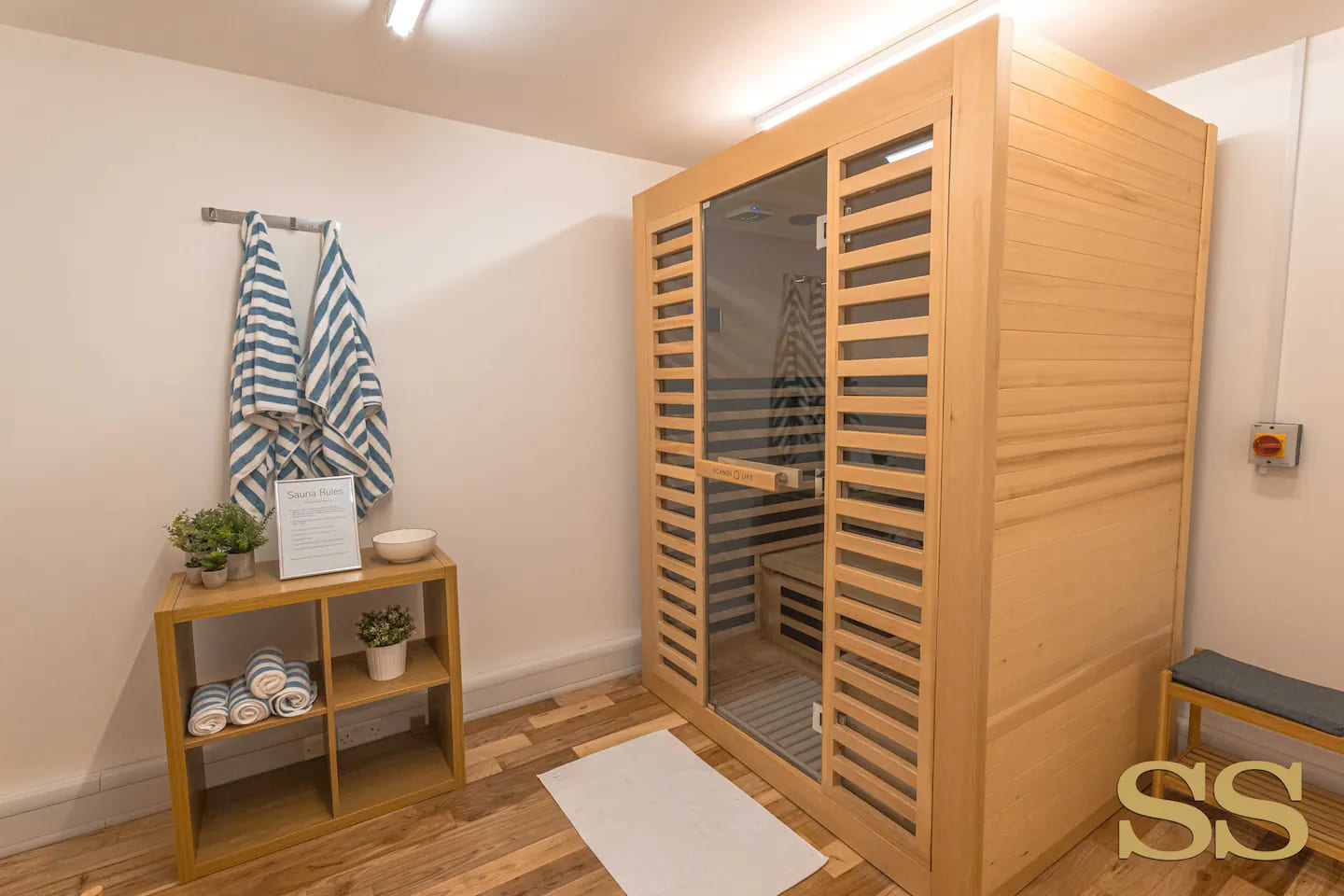 luxurious-one-bedroom-flat-boscombe-24