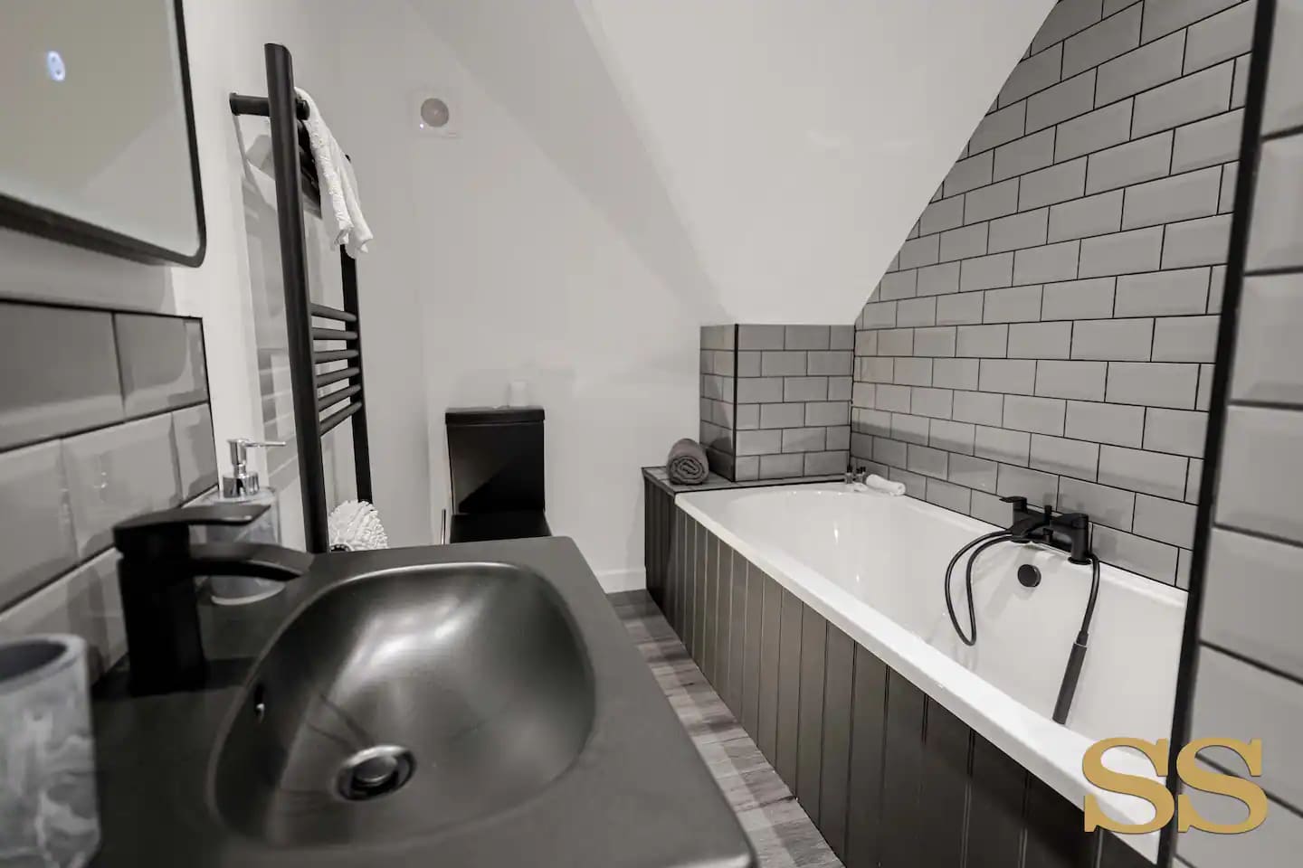 luxurious-one-bedroom-flat-boscombe-6